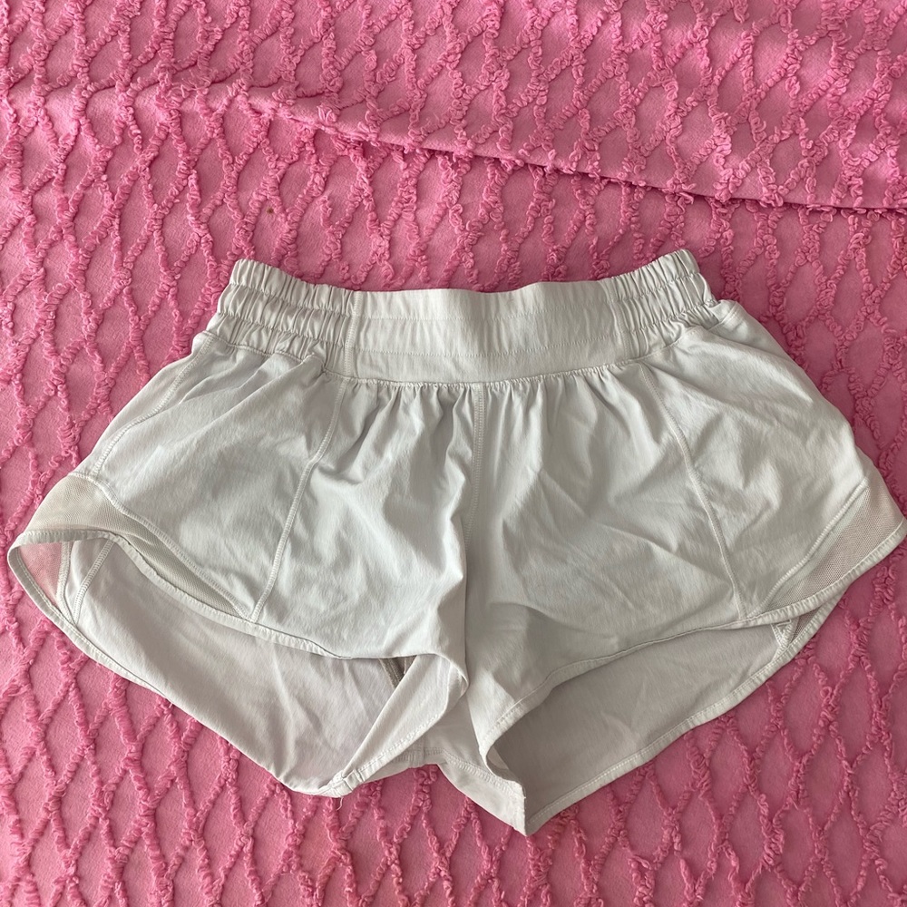 Lululemon Hotty Hot shorts